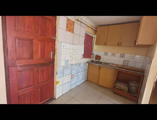 3 BEDROOM HOUSE FOR SALE IN ACACIAVALE